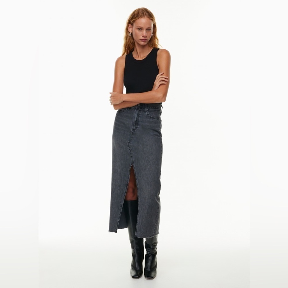 Aritzia Denim Forum 90’s vintage maxi jean skirt in black size 24